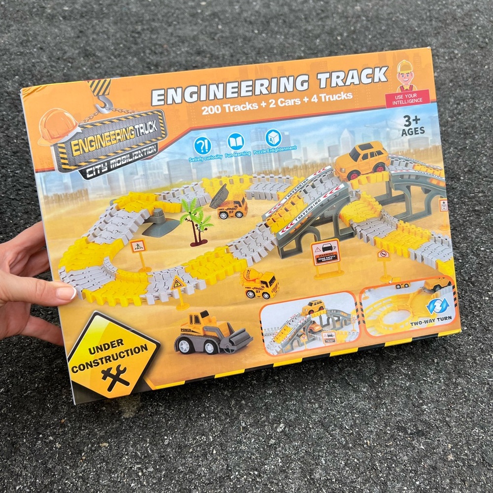 Construction Race Tracks Toy new in box